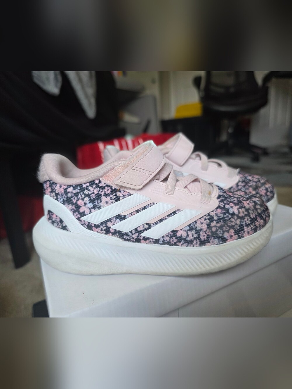 Adidas Toddler Floral Pink Sneakers - Sz 9 (EUC)